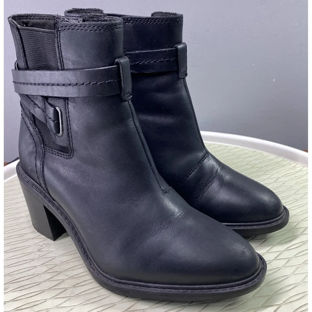 Clarks Collection Women's Scene Star Black Leather‎ Bootie Ankle Boots Sz. 5M